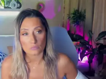 Chaturbate Live Porn of sarahholly