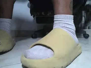 Chaturbate Nude Webcam of srfindomfeet_