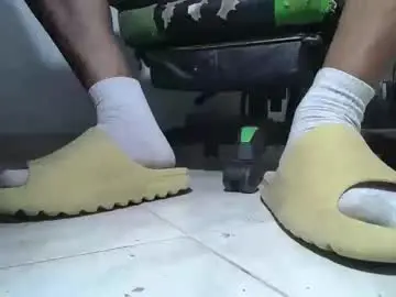 Chaturbate Sex Chat of srfindomfeet_