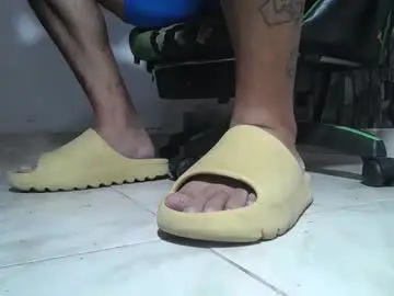 Chaturbate Free Porn Cam of srfindomfeet_