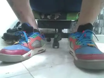 Chaturbate Adult Webcams of srfindomfeet_