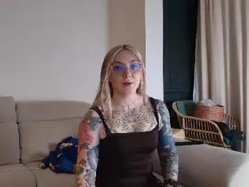 Chaturbate Free Live Porn of tattoobbgirl