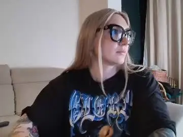 Chaturbate Adult Webcams of tattoobbgirl
