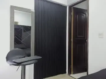 Chaturbate Live Sex Cam of _axel_09