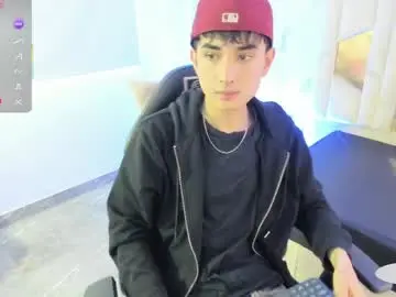 Chaturbate Best live sex cam show of eidan_tay