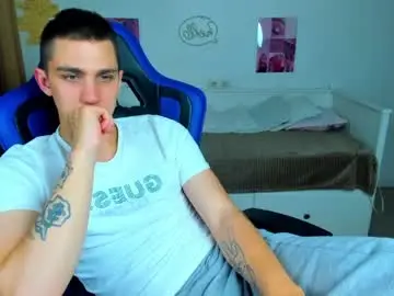 Chaturbate Live Porn of frank_mooree