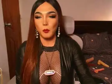 Chaturbate Live Sex Cam of versatilepatty