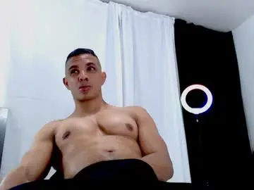 Chaturbate Free Porn Cam of antonywebb94