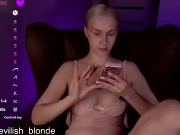 Chaturbate Best Webcam of hitchcocianblonde_