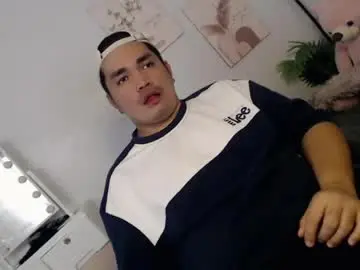 Chaturbate Adult Webcam of ure_fattytoy143
