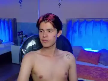 Chaturbate Watch Live Sex Cams of derek_sinn
