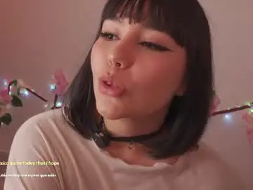 Chaturbate Nude Webcam of moon_eyess