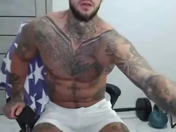 Chaturbate Live Sex Cam of maxi_foxxx