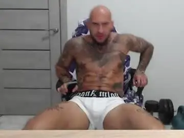 Chaturbate Free Porn Cam of maxi_foxxx