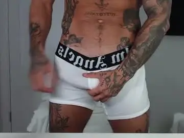 Chaturbate Free Porn Cam of maxi_foxxx