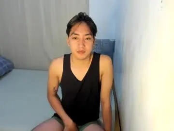 Chaturbate Live Sex Cam of tastylicious_kim