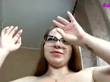 Chaturbate Live Sex Cam of carolinadiamond