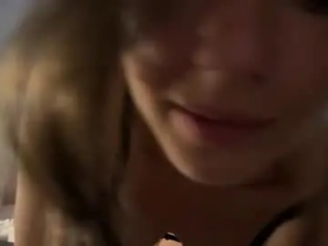 Chaturbate Best live sex cam show of imsonaive19
