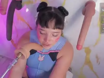 Chaturbate Live Porn of hinata_dolly