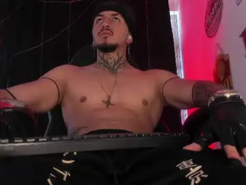 Chaturbate Live Sex Cam of thebeastmaster_