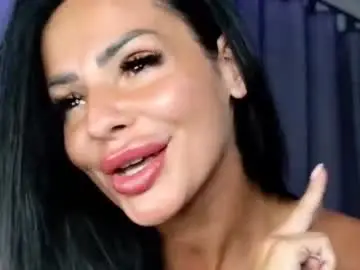 Chaturbate Free Live Porn of charlott3_1