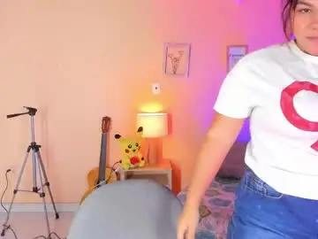 Chaturbate Best live sex cam show of naomy_ruiz_