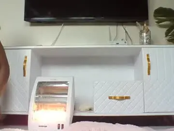 Chaturbate Live Porn of squirty_ebony_