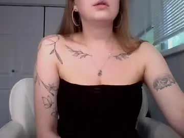 Chaturbate Watch Live Sex Cams of hotwifelili