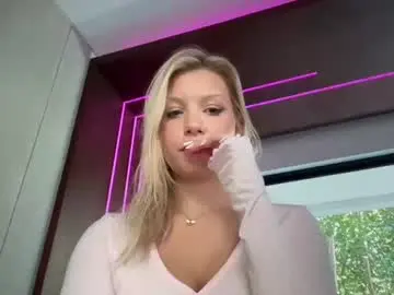 Chaturbate Live Sex of killer__tits