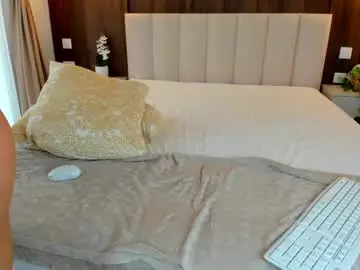 Chaturbate Live Sex of saradiamond01