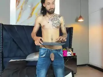 Chaturbate Adult Webcams of alexx_val