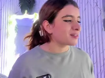 Chaturbate Live Sex of naomy_tay1