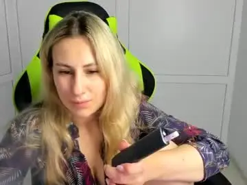Chaturbate Live Porn of julia_sunshinee