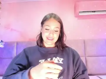 Chaturbate Free Live Porn of miiss_emmy