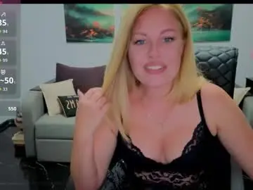 Chaturbate Private Sex Chat of mira_whitme