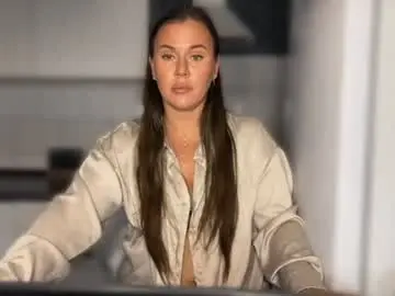 Chaturbate Adult Video Chat of miss_christine_