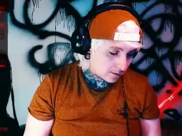 Chaturbate Live Sex Cam of ftmblueyes