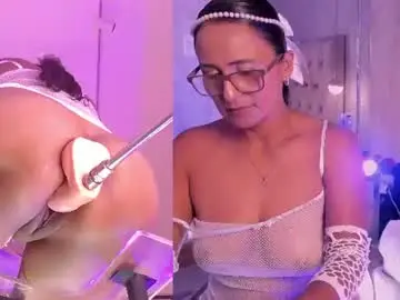 Chaturbate Live Sex Cam of victorianoir_