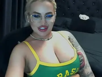 Chaturbate Nude Webcam of lovelyblondyxxx