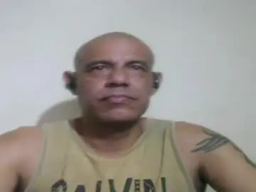 Chaturbate Nude Webcam of retlam37