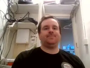 Chaturbate Nude Webcam of carl18489