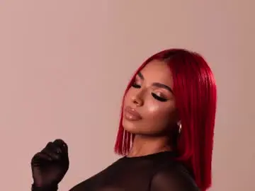 Chaturbate Watch Live Sex Cams of emmily_savage