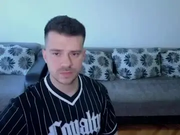 Chaturbate Live Porn of johnnylove21