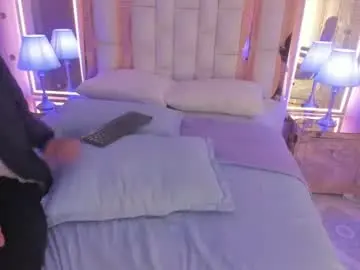 Chaturbate Adult Video Chat of goldentemptation_