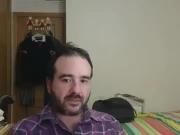 Chaturbate Live Sex Cam of curiosillo1983