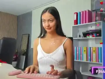 Chaturbate Live Sex Cam of evanoellex