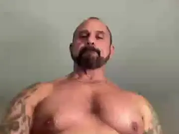 Chaturbate Free Porn Cam of bustedsprockets