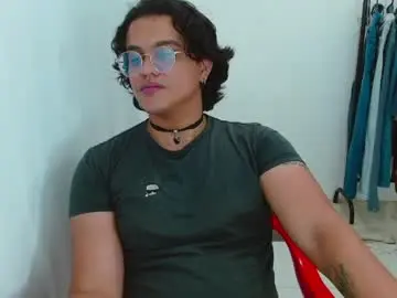 Chaturbate Free Live Porn of dan_blous