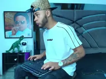 Chaturbate Live Porn of xanderstone00