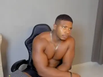Chaturbate Adult Video Chat of leonardo_jones1